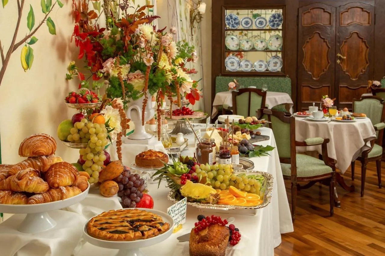 Boutique Hotel Campo De' Fiori Rome 3*,  Italy